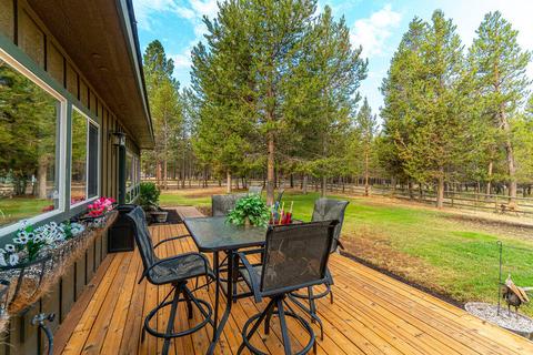17030 Shawnee Cir, Bend, OR 97707 photo 13