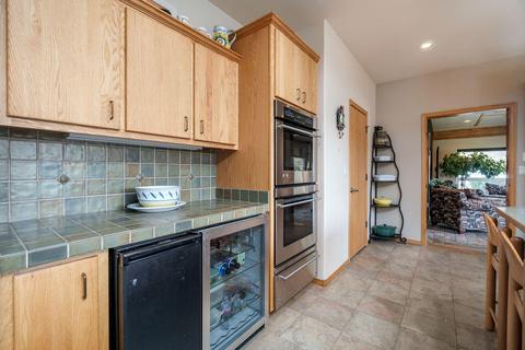 17030 Shawnee Cir, Bend, OR 97707 photo 8