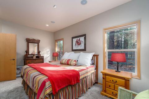 17030 Shawnee Cir, Bend, OR 97707 photo 16