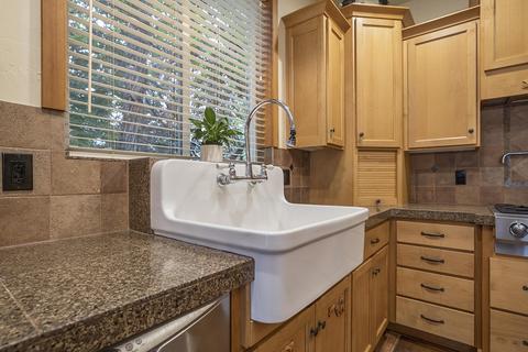 61178 Ridgewater Loop, Bend, OR 97702 photo 11