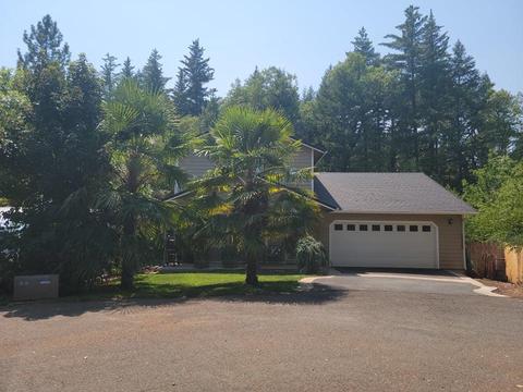265 Shadowbrook Dr, Cave Junction, OR 97523 photo 2