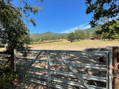 9222 N Applegate Rd, Grants Pass, OR 97527 photo 24