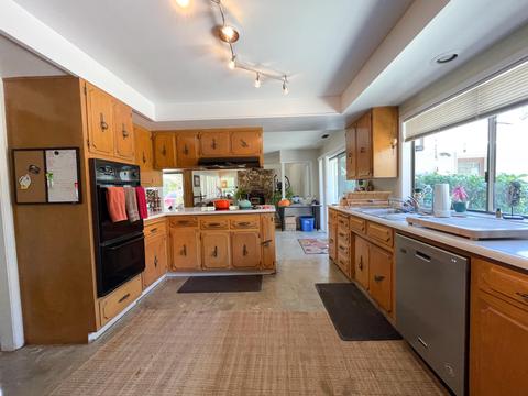 9222 N Applegate Rd, Grants Pass, OR 97527 photo 4