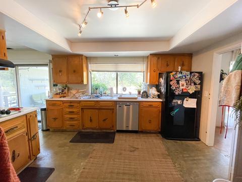 9222 N Applegate Rd, Grants Pass, OR 97527 photo 5