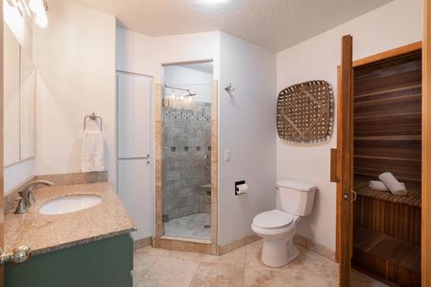 17039 Spring River Rd, Bend, OR 97707 photo 12