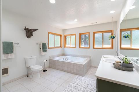 17039 Spring River Rd, Bend, OR 97707 photo 16
