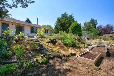 2002 NE Barrett Ct, Bend, OR 97701 photo 10
