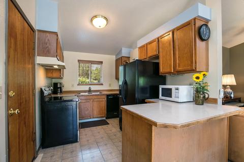 2002 NE Barrett Ct, Bend, OR 97701 photo 6