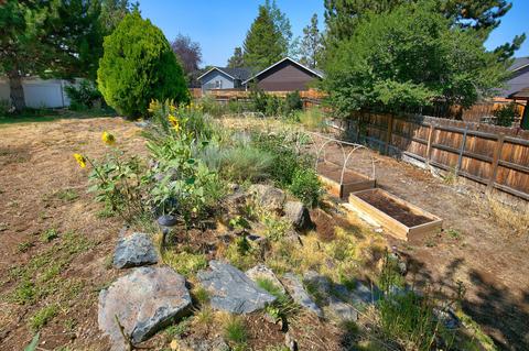 2002 NE Barrett Ct, Bend, OR 97701 photo 11