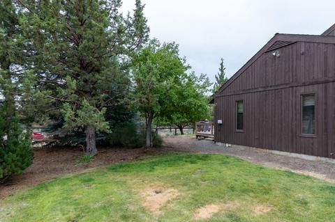 64620 Mcgrath Rd, Bend, OR 97701 photo 27