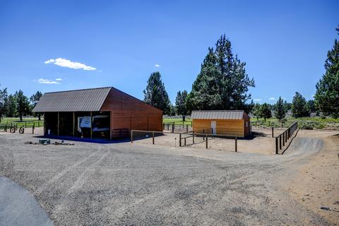 61415 Gosney Rd, Bend, OR 97702 photo 42