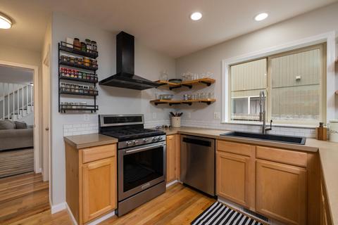 20566 Conifer Ave, Bend, OR 97702 photo 8