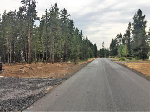 56279 Bufflehead Rd, Bend, OR 97707 photo 3