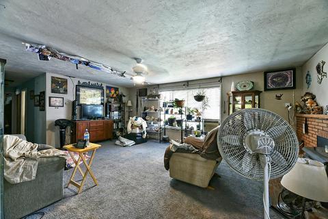 19 Comice Way, Eagle Point, OR 97524 photo 2