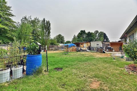 19 Comice Way, Eagle Point, OR 97524 photo 17