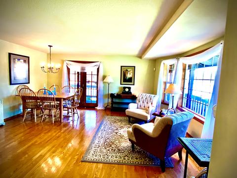 22483 Calgary Dr, Bend, OR 97702 photo 4