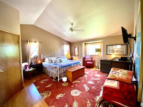 22483 Calgary Dr, Bend, OR 97702 photo 26