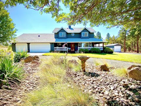 22483 Calgary Dr, Bend, OR 97702 photo 1