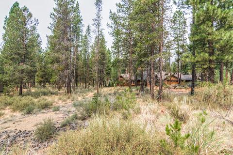 56196 Sable Rock Loop, Bend, OR 97707 photo 13