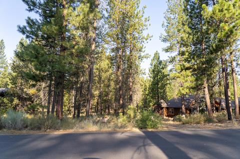 56196 Sable Rock Loop, Bend, OR 97707 photo 18