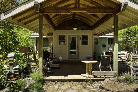 60630 River Bend Dr, Bend, OR 97702 photo 23