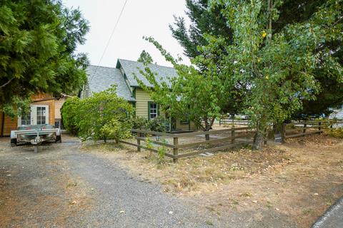 211 Third St, Phoenix, OR 97535 photo 26