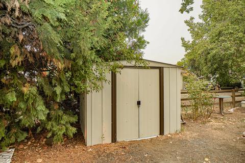 211 Third St, Phoenix, OR 97535 photo 23