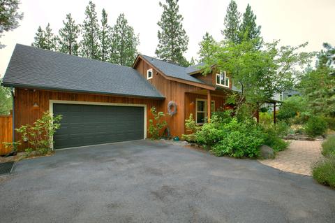 19537 E Campbell Rd, Bend, OR 97702 photo 2