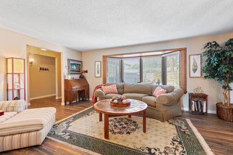 207 S Rose St, Phoenix, OR 97535 photo 13