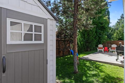 21363 Pecoraro Loop, Bend, OR 97701 photo 3