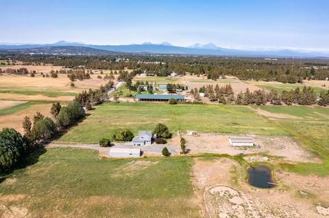 21772 Repine Dr, Bend, OR 97701 photo 40