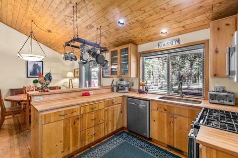 14520 Mountain View Dr, Sisters, OR 97759 photo 19