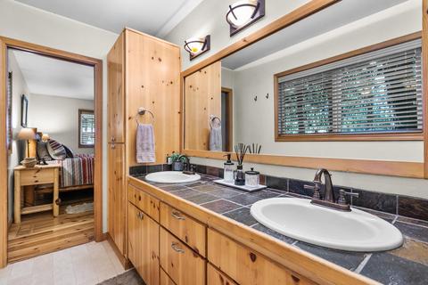 14520 Mountain View Dr, Sisters, OR 97759 photo 22
