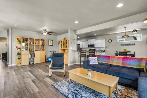 620 SE Glencoe Pl, Bend, OR 97702 photo 12