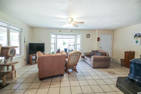 16073 Aqua Rd, La Pine, OR 97739 photo 4
