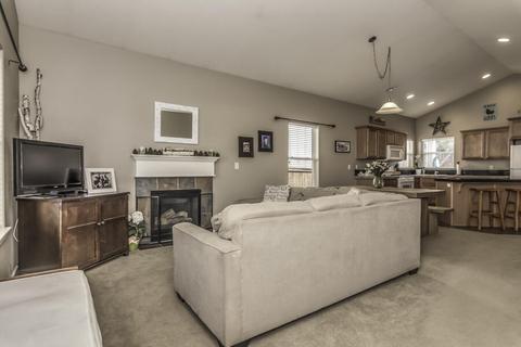 20687 Beaumont Dr, Bend, OR 97701 photo 6