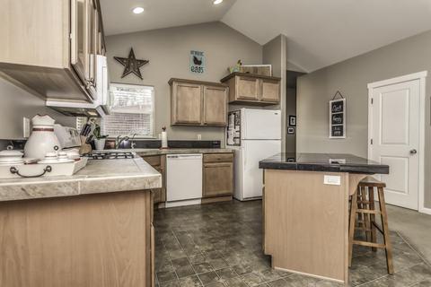 20687 Beaumont Dr, Bend, OR 97701 photo 12