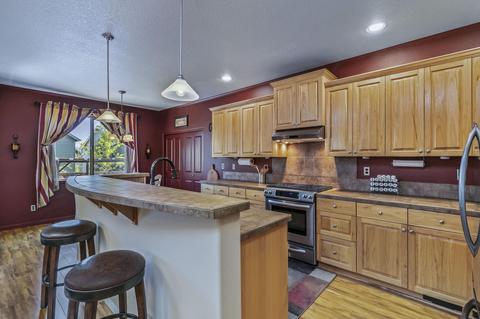 20465 Jacklight Ln, Bend, OR 97702 photo 4