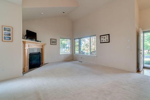 19894 Powers Rd, Bend, OR 97702 photo 18