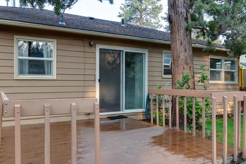688 NE 9th St, Bend, OR 97701 photo 13