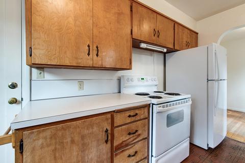 688 NE 9th St, Bend, OR 97701 photo 7