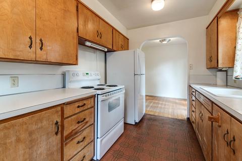 688 NE 9th St, Bend, OR 97701 photo 6