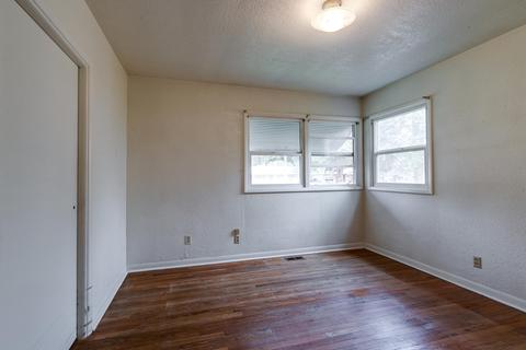 688 NE 9th St, Bend, OR 97701 photo 8