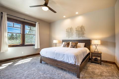 22941 Ghost Tree Ln, Bend, OR 97701 photo 17