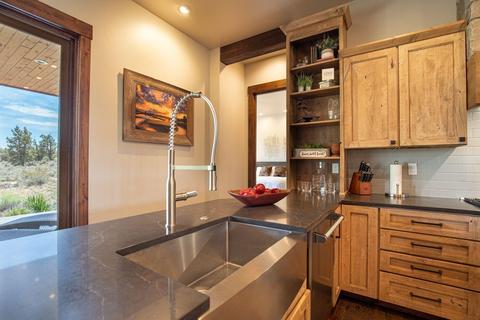 22941 Ghost Tree Ln, Bend, OR 97701 photo 13