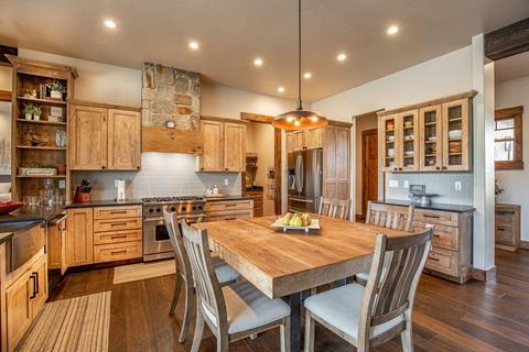 22941 Ghost Tree Ln, Bend, OR 97701 photo 9