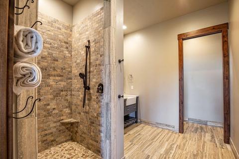 22941 Ghost Tree Ln, Bend, OR 97701 photo 20