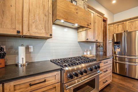 22941 Ghost Tree Ln, Bend, OR 97701 photo 11