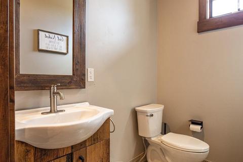 22941 Ghost Tree Ln, Bend, OR 97701 photo 32
