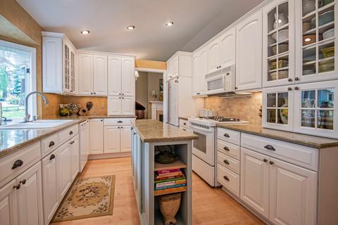 60648 Thunderbird Ct, Bend, OR 97702 photo 10